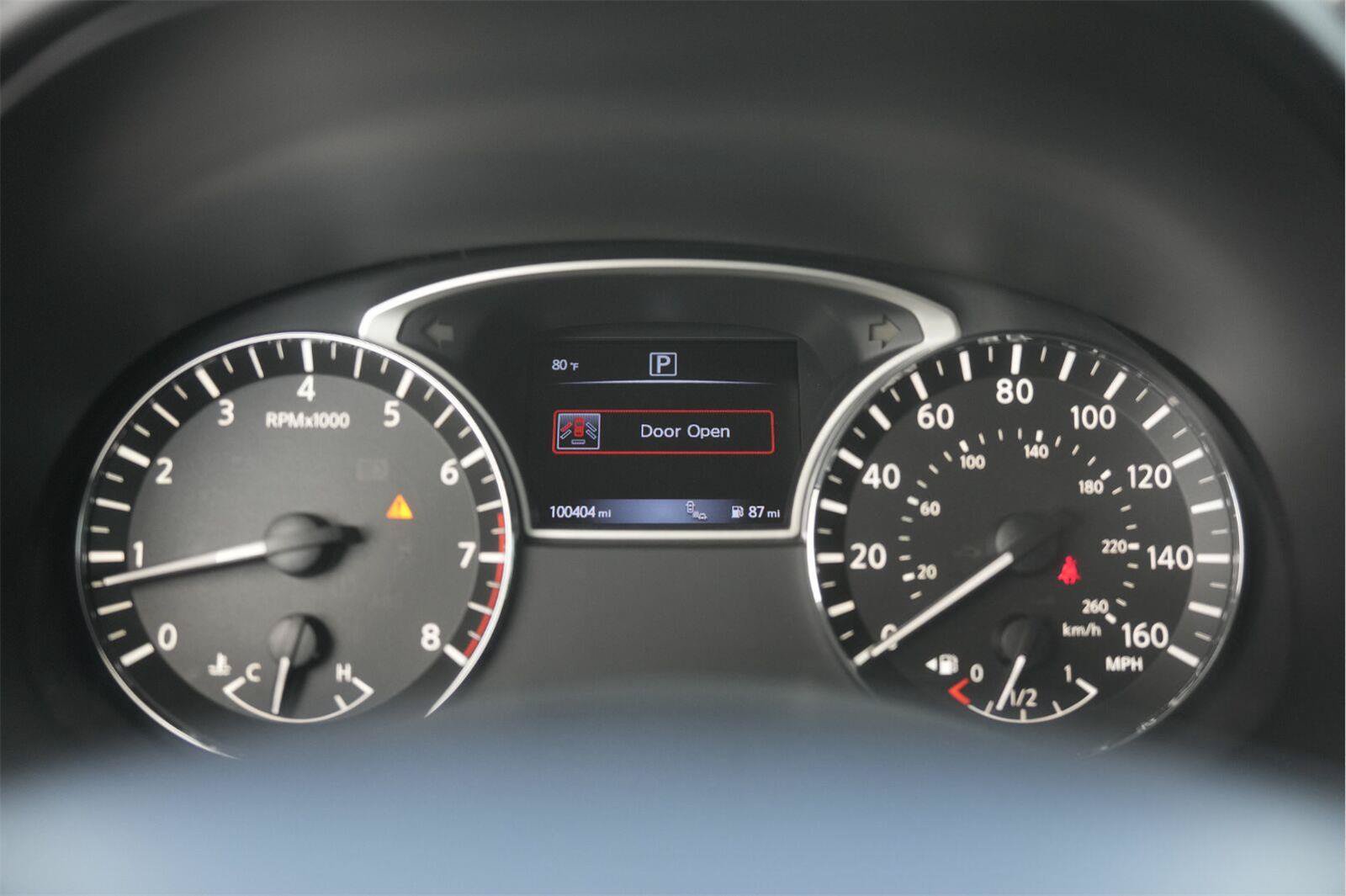 Used 2017 Nissan Pathfinder SL w/ SL Premium Package FWD image 27