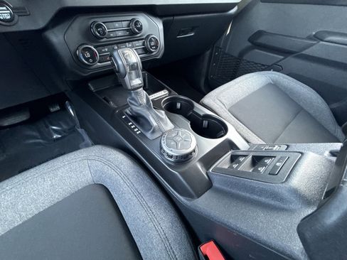 Used 2025 Ford Bronco Big Bend AWD/4WD image 19