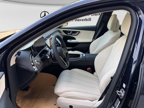 New 2026 Mercedes-Benz E 350 4MATIC Sedan image 10