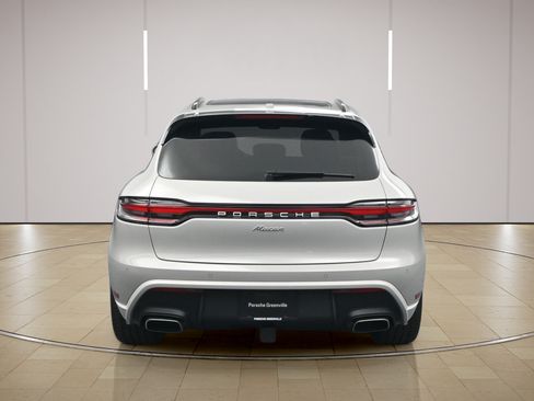 New 2026 Porsche Macan AWD/4WD image 21