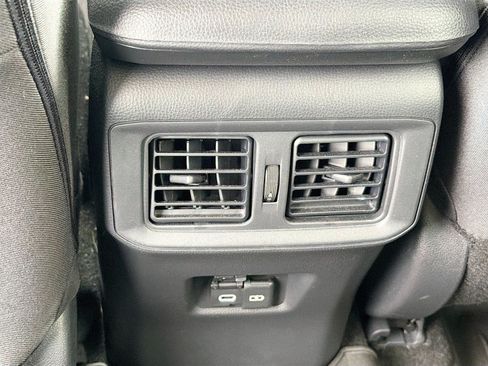 Used 2023 Toyota RAV4 XLE FWD image 21