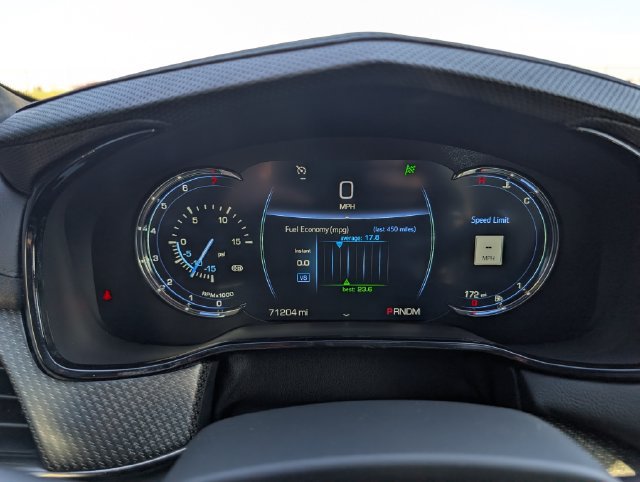 Used 2019 Cadillac CTS V w/ Luxury Package RWD image 20
