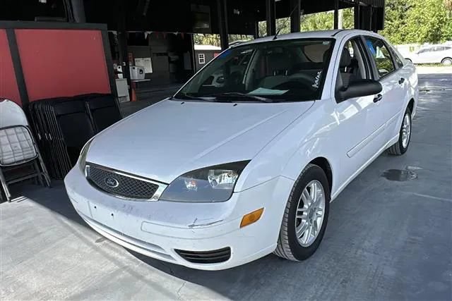 Used 2007 Ford Focus SES FWD image 8