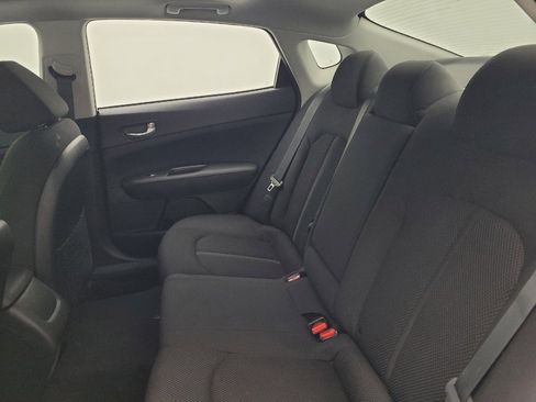 Used 2019 Kia Optima LX w/ LX Premium Package FWD image 18