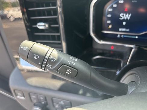 Used 2022 Chevrolet Silverado 1500 RST w/ Z71 Off-Road Package image 32