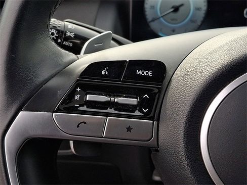 Used 2023 Hyundai Santa Cruz Limited image 17