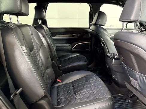 Used 2023 Kia Telluride EX X-Line image 16