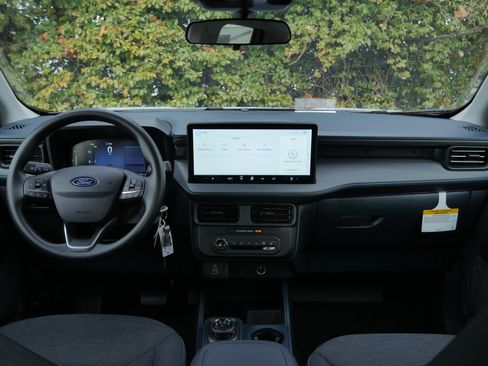 New 2025 Ford Maverick XL w/ Equipment Group 101A image 8