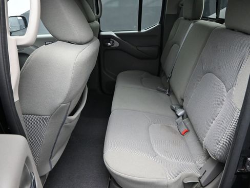 Used 2019 Nissan Frontier SV w/ Value Truck Package image 12