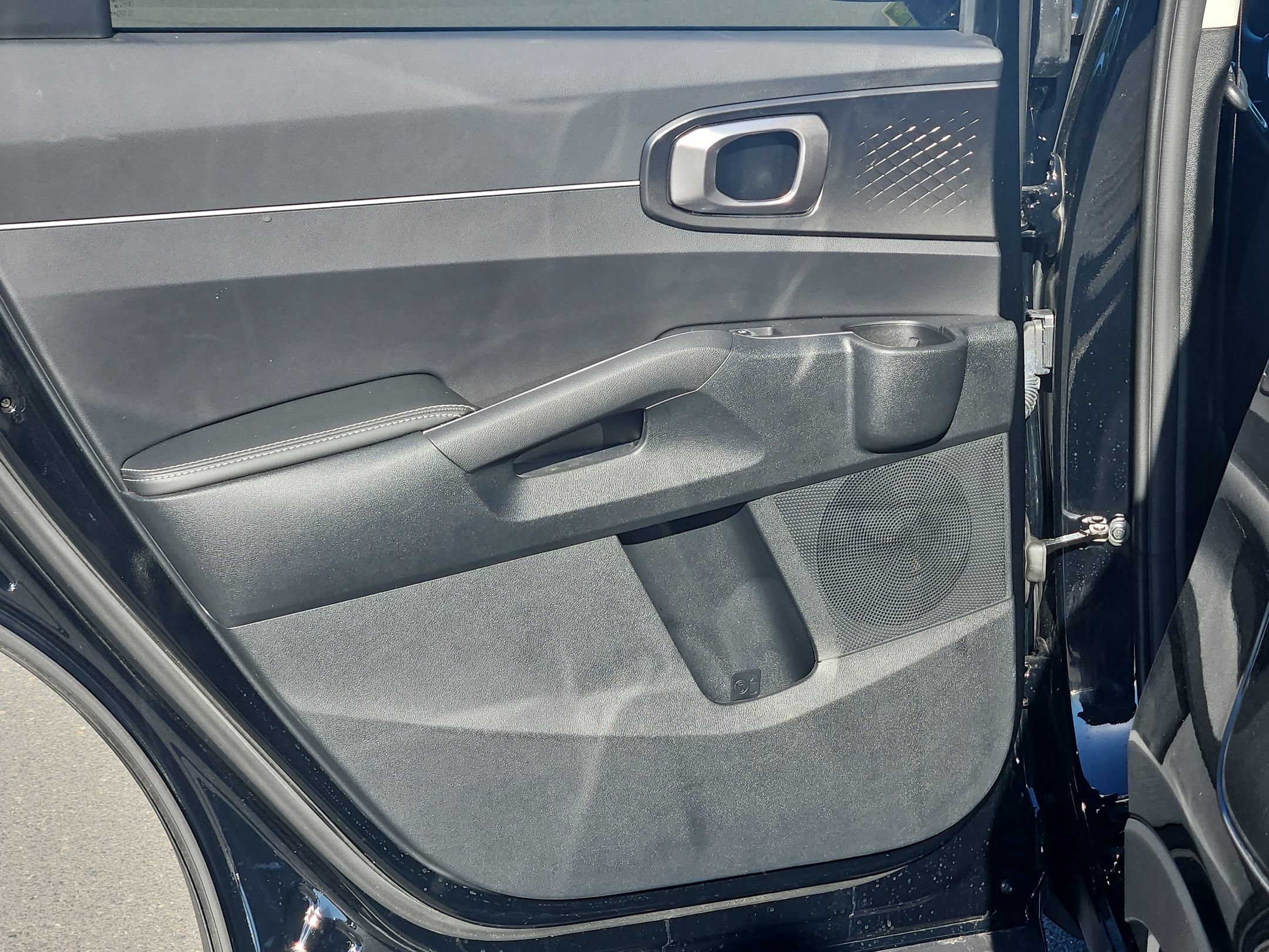 Used 2025 Kia Sorento S w/ Panoramic Sunroof Package FWD image 35