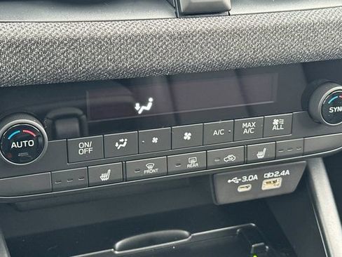 New 2026 Subaru Outback Limited AWD/4WD image 18