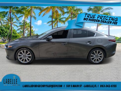 Used 2020 MAZDA MAZDA3 AWD Sedan w/ Preferred Package image 6