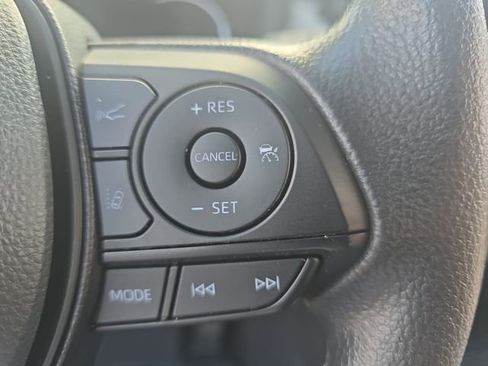 Certified 2025 Toyota RAV4 XLE image 18