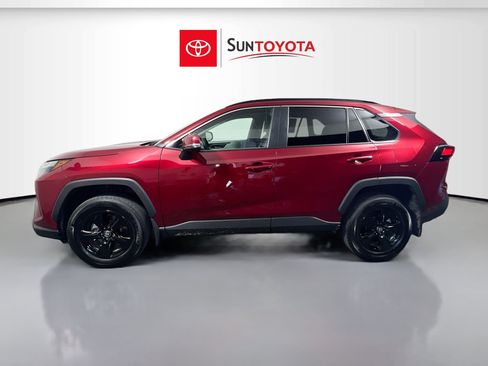 Used 2025 Toyota RAV4 XLE w/ Convenience Package FWD image 7