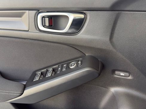 Used 2025 Honda Civic Sport image 29