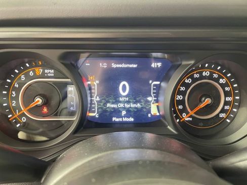 New 2026 Jeep Gladiator Mojave AWD/4WD image 4
