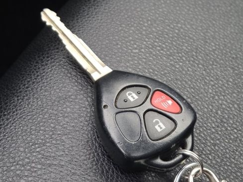 Used 2015 Toyota 4Runner Trail Premium AWD/4WD image 22