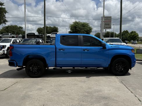 Used 2025 Chevrolet Silverado 1500 Custom w/ Turbomax Blackout Package RWD image 3
