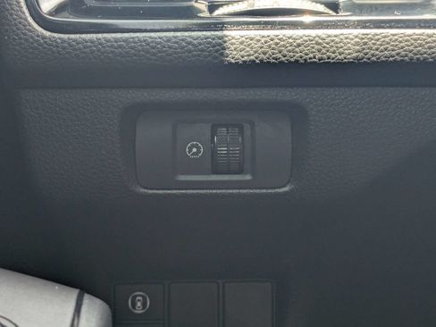 Used 2022 Honda Civic EX image 25