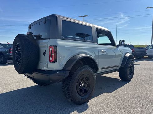 Used 2021 Ford Bronco First Edition AWD/4WD image 12