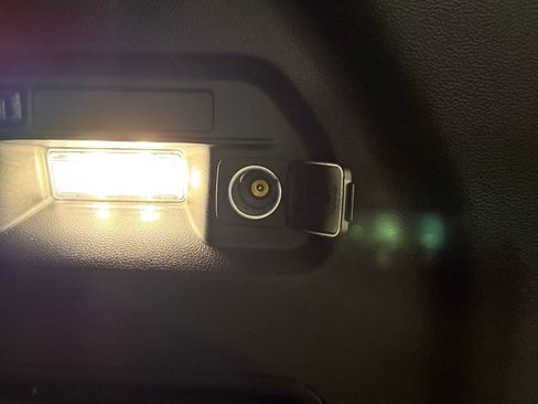 Used 2025 Ford Explorer Active w/ Active Comfort Package image 31