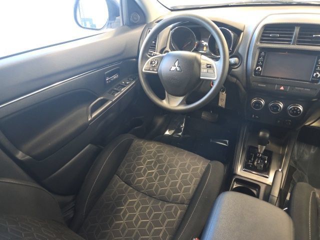 Used 2025 Mitsubishi Outlander Sport ES AWD/4WD image 16
