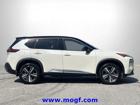 Used 2023 Nissan Rogue SL w/ SL Premium Package FWD image 25