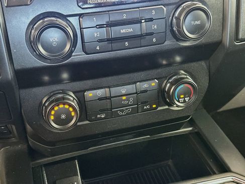 Used 2020 Ford F150 XL w/ Equipment Group 101A Mid AWD/4WD image 15