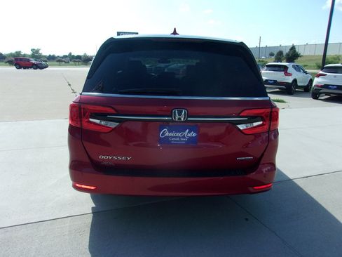 Used 2022 Honda Odyssey Touring image 4