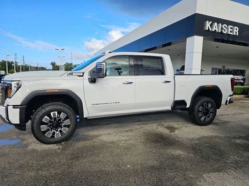 New 2026 GMC Sierra 2500 Denali w/ Denali Reserve Package image 2