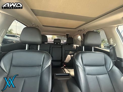 Used 2024 Nissan Murano SL AWD/4WD image 25