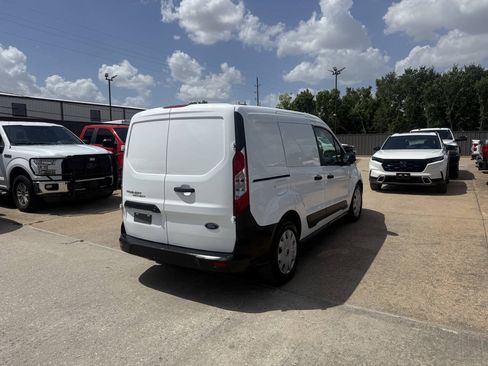 Used 2019 Ford Transit Connect XL FWD image 4