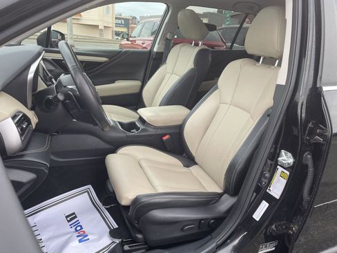 Used 2023 Subaru Outback Limited image 14