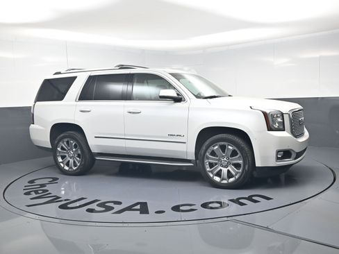 Used 2016 GMC Yukon Denali w/ Open Road Package AWD/4WD image 2