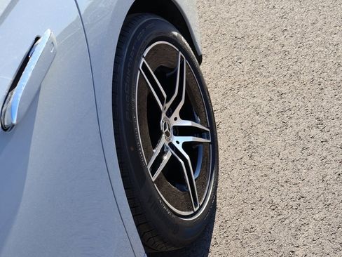 New 2026 Mercedes-Benz E 350 4MATIC Sedan image 41