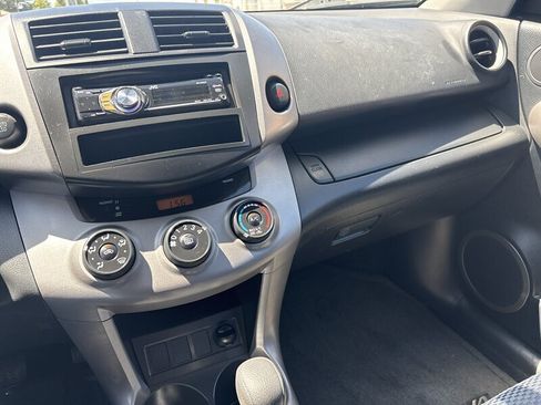 Used 2007 Toyota RAV4 Sport FWD image 38