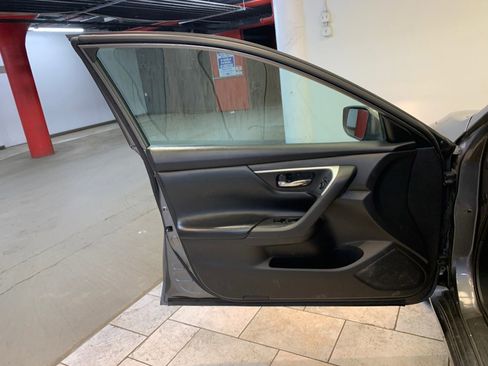 Used 2016 Nissan Altima 2.5 S FWD image 13
