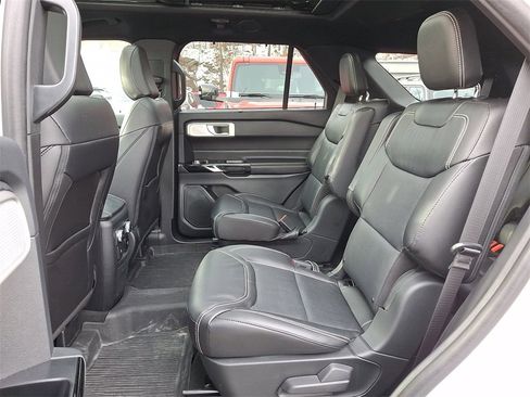 Certified 2023 Ford Explorer ST w/ Equipment Group 401A image 9