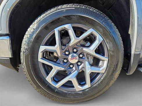 Used 2023 GMC Sierra 1500 SLT w/ SLT Premium Package image 8