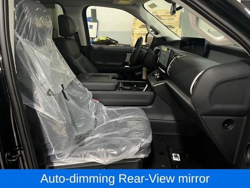 Used 2025 Ford Expedition Max Active AWD/4WD image 23