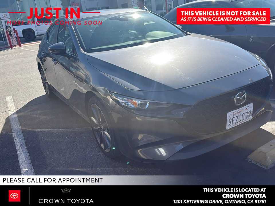 Used 2023 MAZDA MAZDA3 s FWD image 3