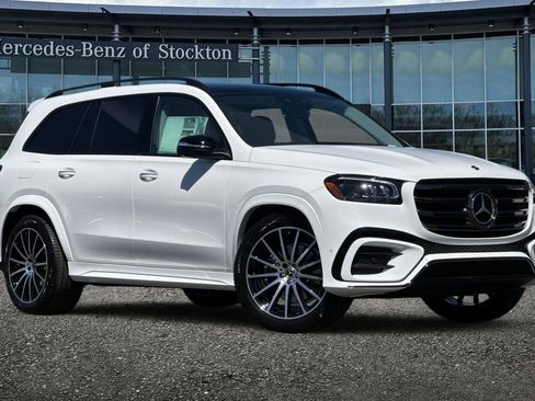 New 2026 Mercedes-Benz GLS 450 4MATIC image 1
