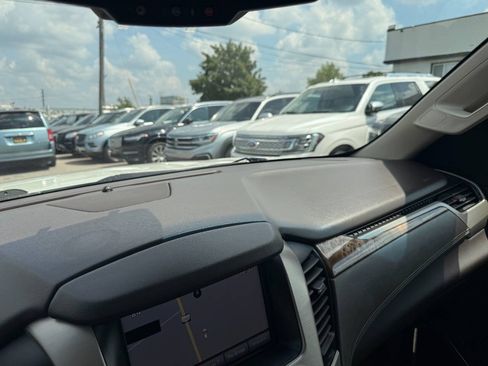 Used 2015 GMC Yukon Denali w/ Open Road Package AWD/4WD image 59