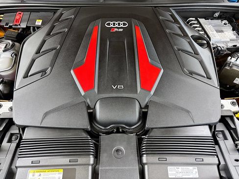 Used 2024 Audi RS Q8 w/ Black Optic Package AWD/4WD image 25