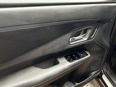 Certified 2024 Nissan Ariya FWD image 17