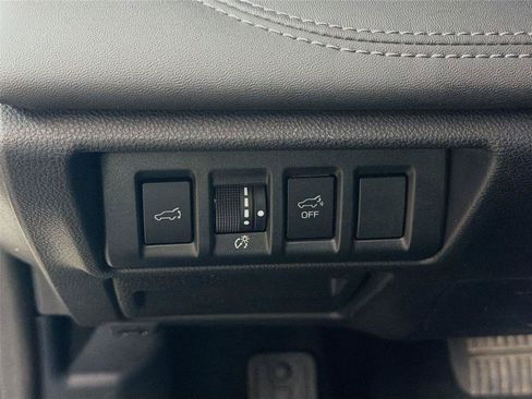 Used 2024 Subaru Outback Touring XT w/ Popular Package #2 AWD/4WD image 17