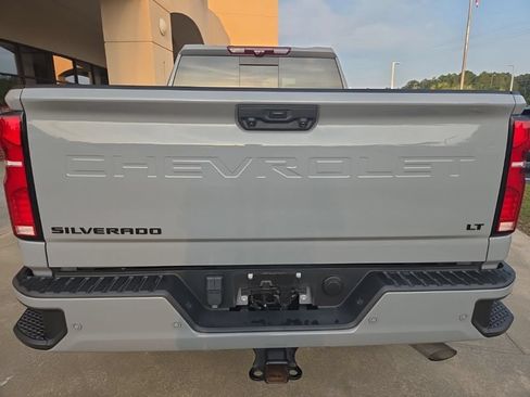 Used 2024 Chevrolet Silverado 2500 LT w/ Z71 Sport Edition AWD/4WD image 5