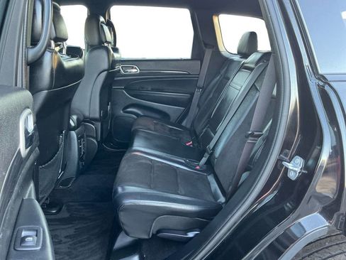 Used 2021 Jeep Grand Cherokee Laredo X image 21