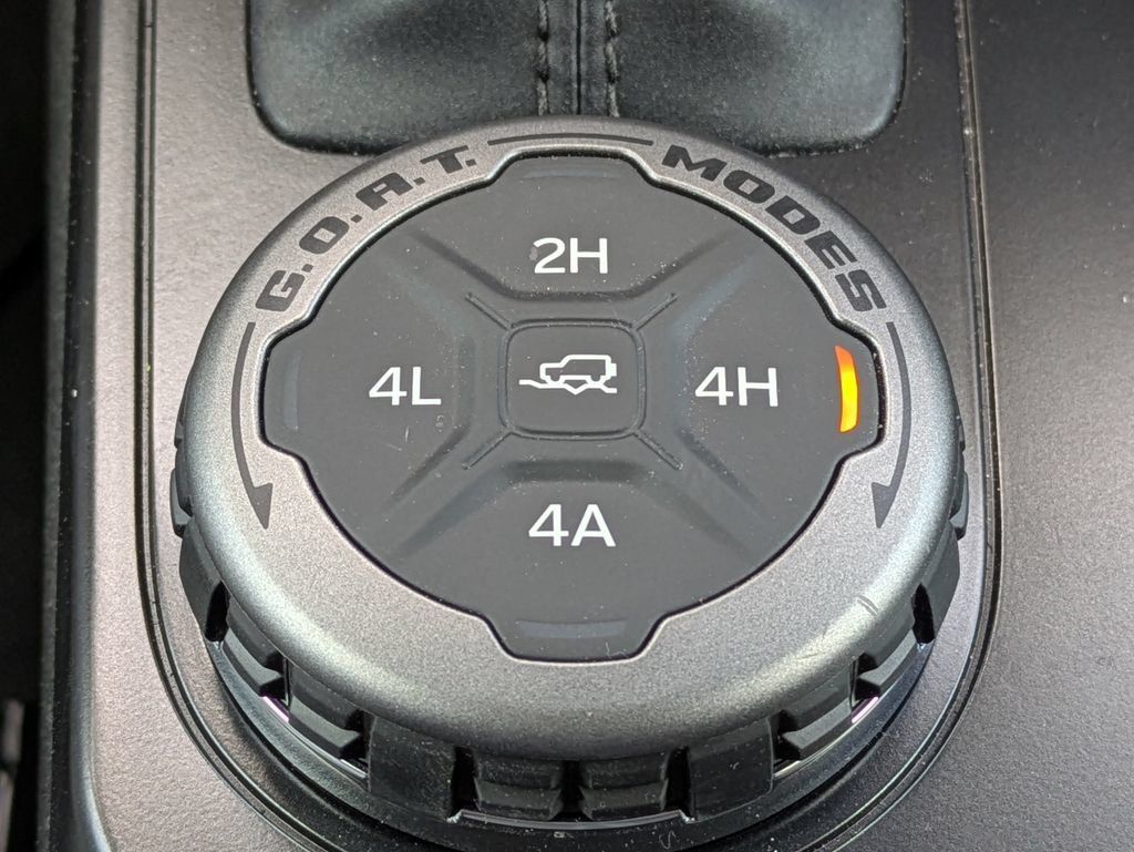 New 2025 Ford Bronco Badlands AWD/4WD image 23