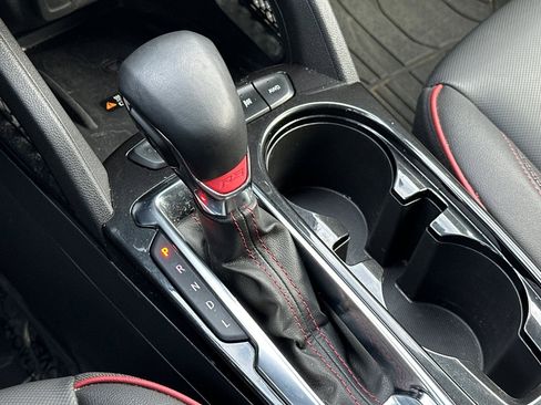 Used 2024 Chevrolet TrailBlazer RS w/ Convenience Package image 21